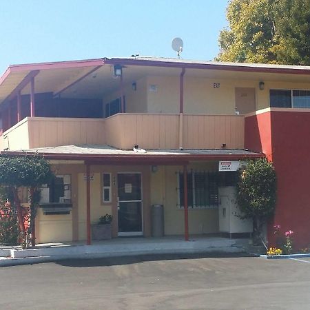 Travel Inn Oakland Extérieur photo