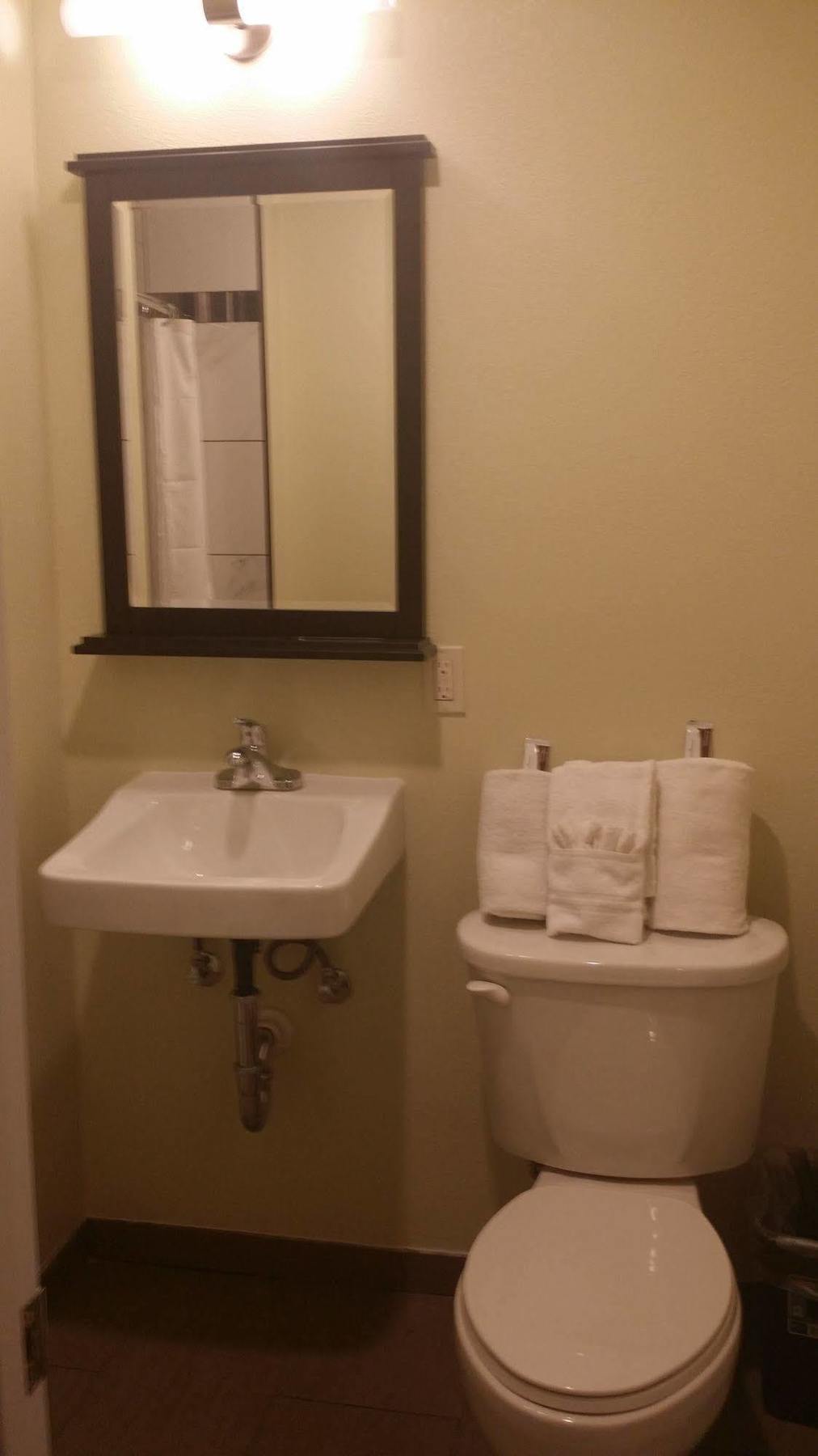 Travel Inn Oakland Extérieur photo